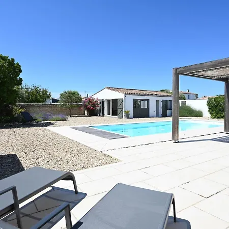 빌라 Avec Piscine Chauffee A Sainte-marie-de-re, Proche Et Commerces - Fr-1-258-17 *